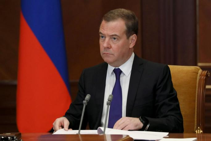 Медведев усомнился в устойчивости перемирия на Ближнем Востоке
 