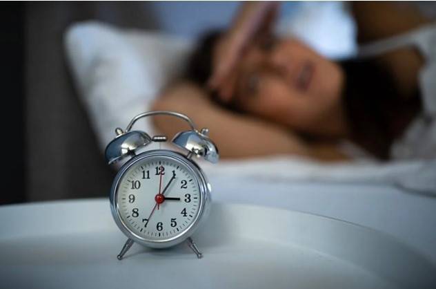 Названа неочевидная причина пробуждения в три часа ночи
 