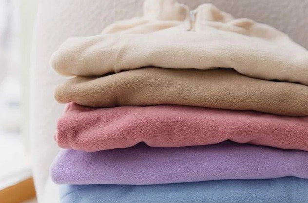 Врач предупредила о попадании микропластика из одежды в организм
 