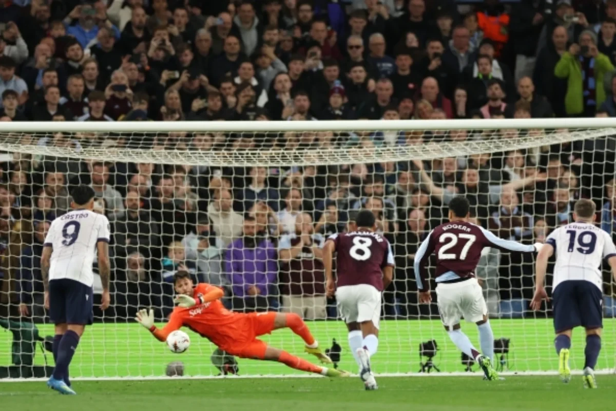 Лига Европы: 'Ноттингем Форест' обыграл 'Порту', 'Астон Вилла' разгромила 'Болонью' 