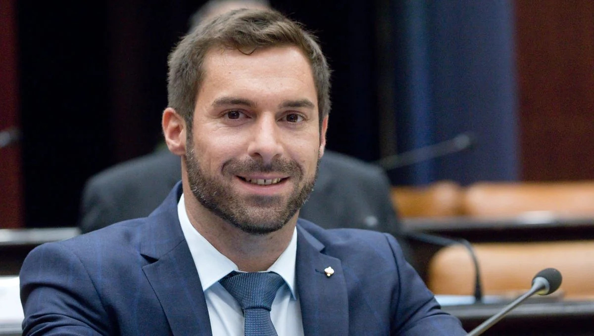 Французский депутат считает исламофобию нормальным явлением
 