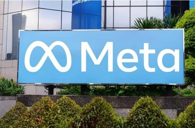 СМИ сообщили о планах Meta уволить около 8 000 сотрудников из-за ИИ
 