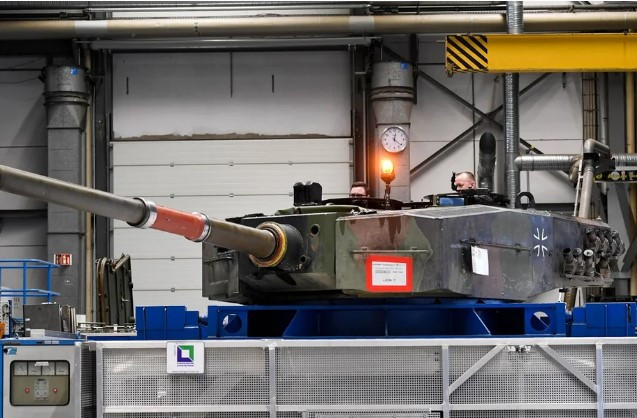 Германия может стать огромным оружейным заводом Европы: стали известны планы ФРГ по выживанию в кризисе
 