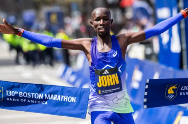 Кенийский бегун выиграл Бостонский марафон 2026 с рекордом трассы