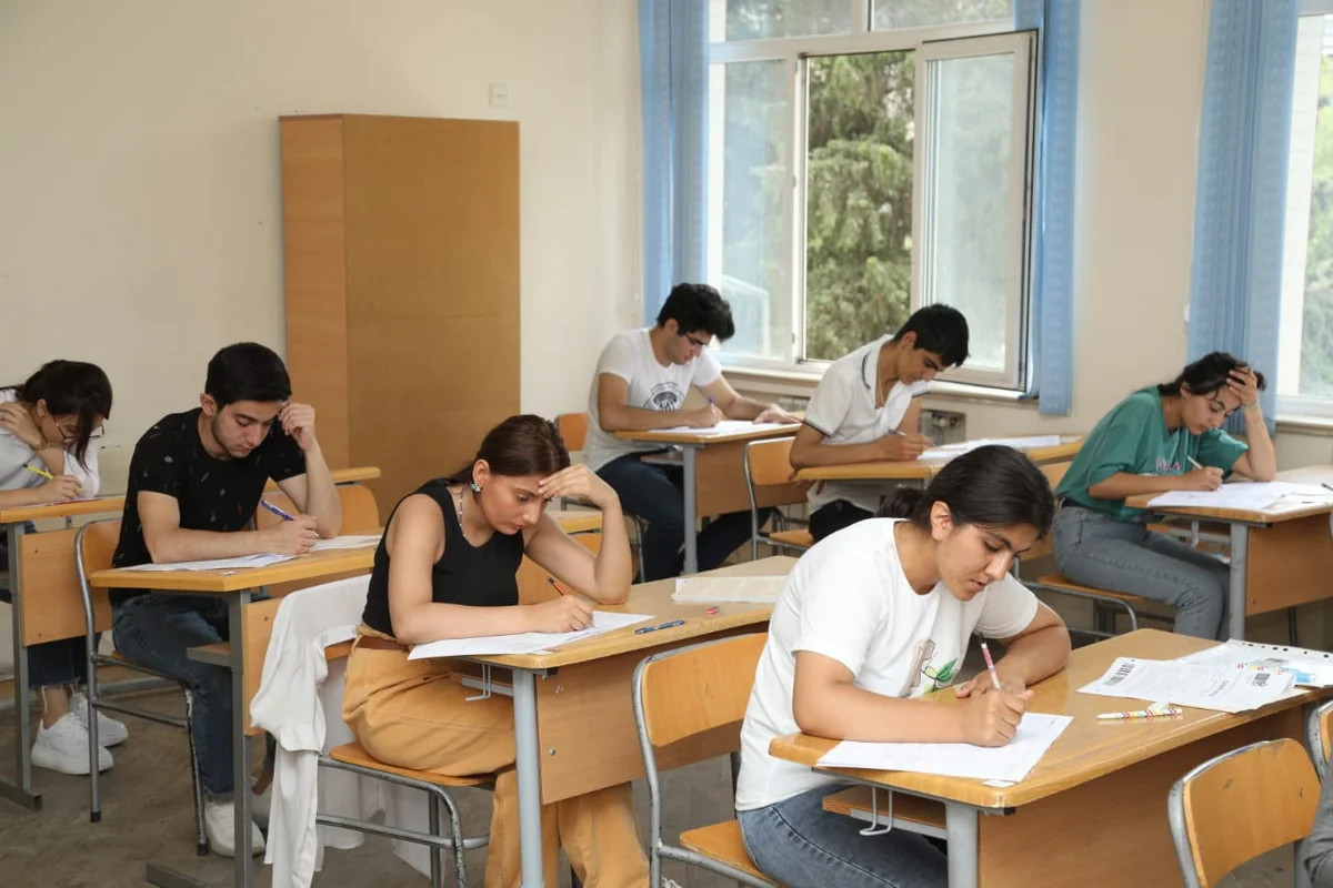 На выходных в Азербайджане более 55 000 учащихся сдадут выпускной экзамен
 