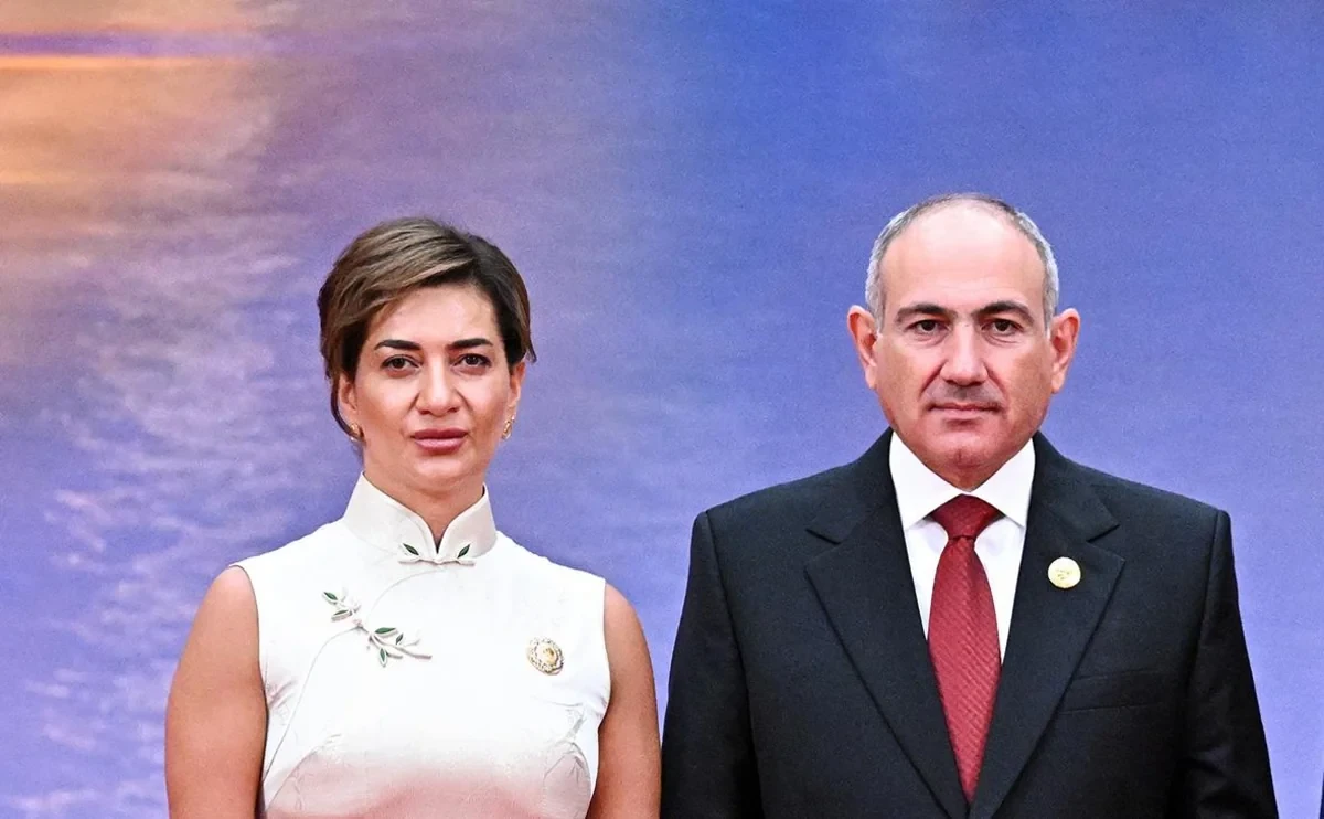 Пашинян высказался о воссоединении с Акопян
 