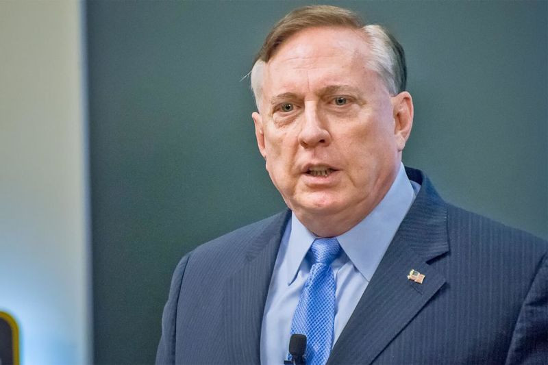 Экс-советник Пентагона рассказал о возможных последствиях для ЕС от войны США и Ирана
 