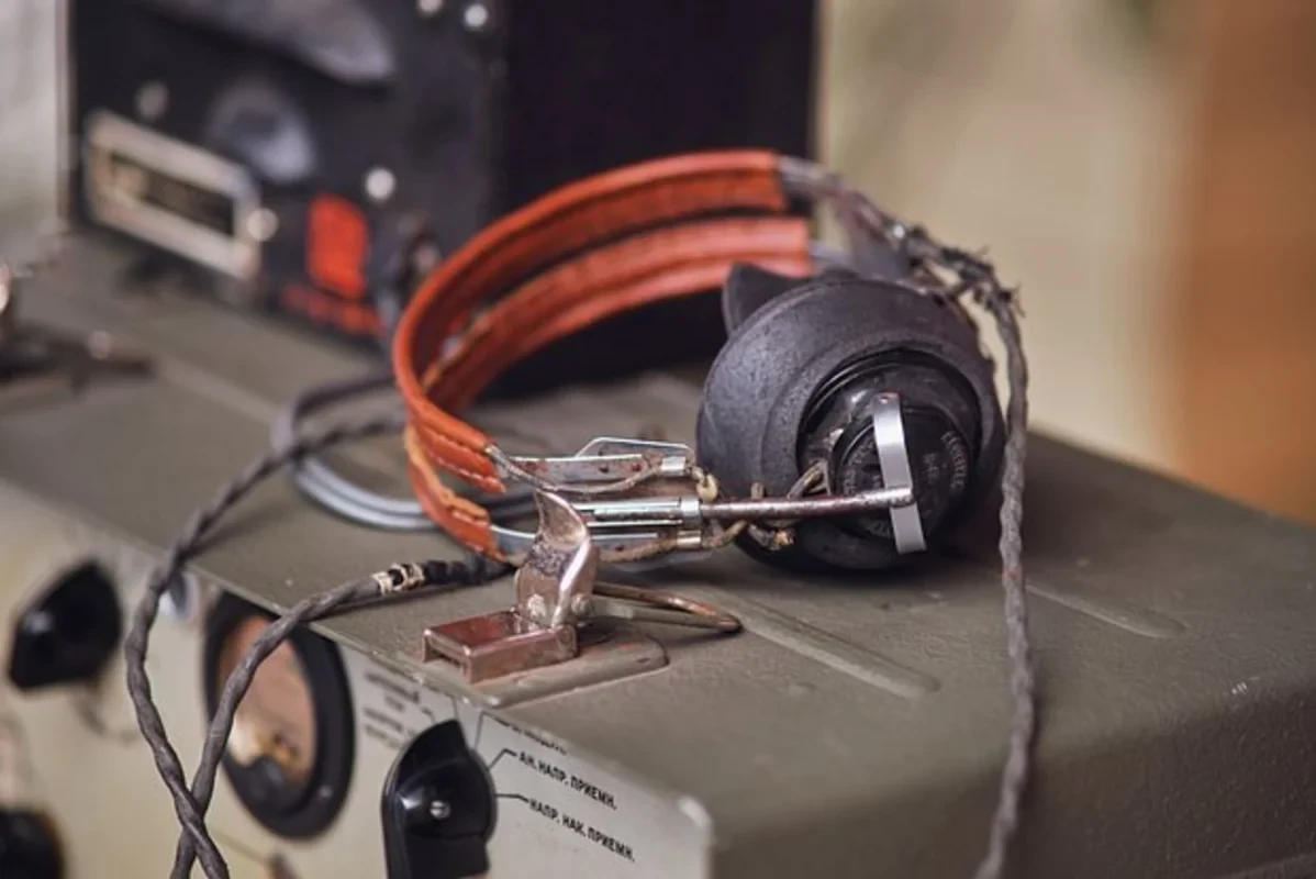 'Радиостанция Судного дня' передала сообщение об алиментах
 