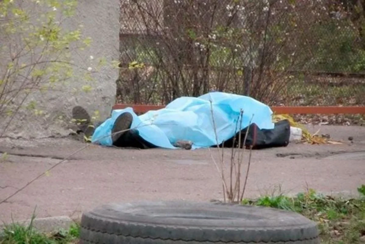 В бакинском парке обнаружено тело мужчины
 