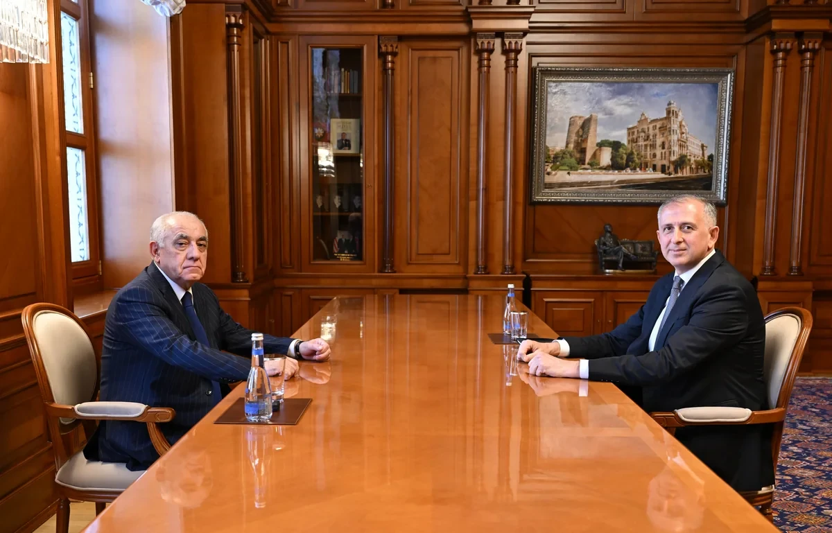 Али Асадов принял посла Грузии в Азербайджане в связи с окончанием срока его полномочий
 