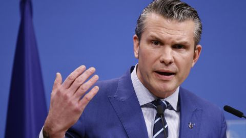 В Пентагоне уволен чиновник из-за обвинений в утечке секретных данных
 