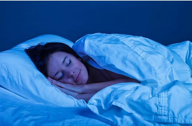 Ученые назвали оптимальную длительность сна для защиты от деменции
 