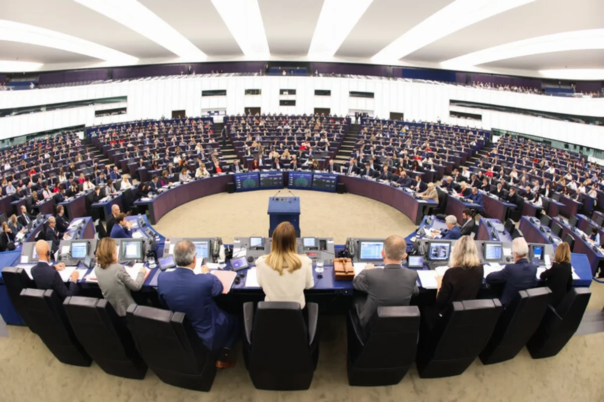 Азербайджан может принять решение о прекращении взаимодействия с Европарламентом 
 