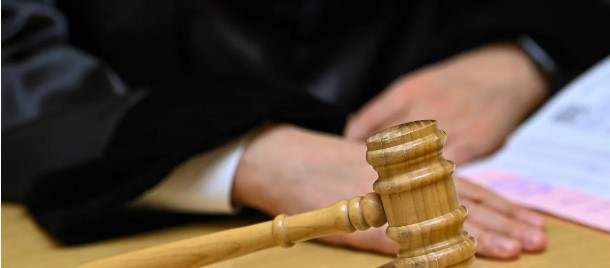 В Баку методист университета совершил мошенничество на 200 000 манат
 