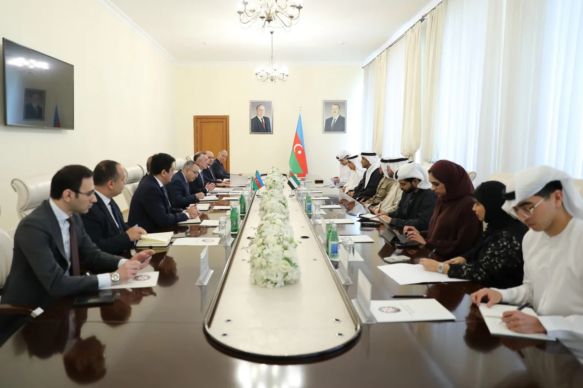 Азербайджан и ОАЭ обсудили сотрудничество в сфере здравоохранения
 