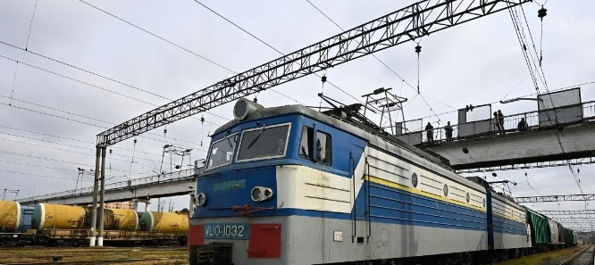 Завтра в Армению через Азербайджан впервые отправят алюминий
 