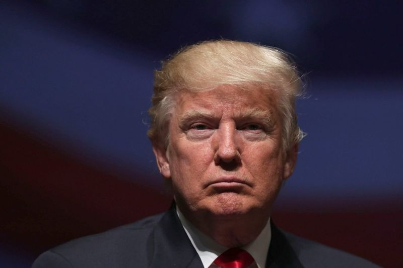 Трамп связал открытие Ормузского пролива со сделкой с Ираном
 