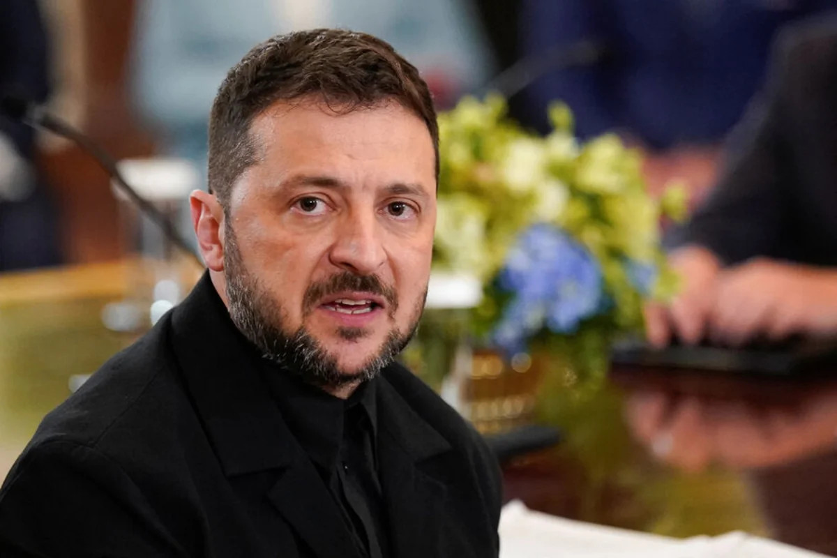 Зеленский анонсировал визит спецпредставителей Трампа в Киев
 