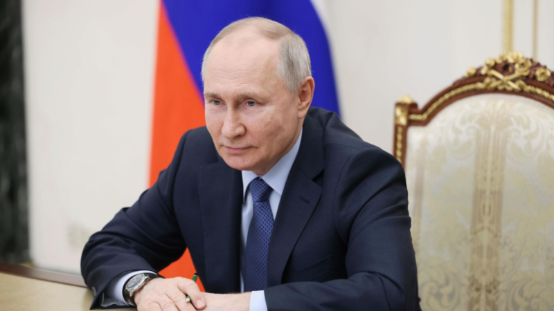 Песков рассказал о напряжённом графике Путина 9 мая
 