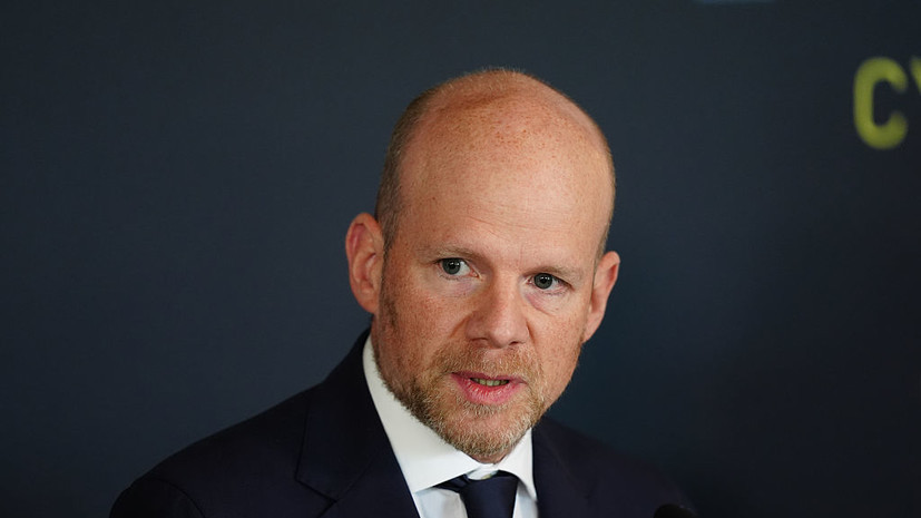 Reuters: Генсек FIFA намерен дать гарантии Ирану для участия страны на ЧМ по футболу
 