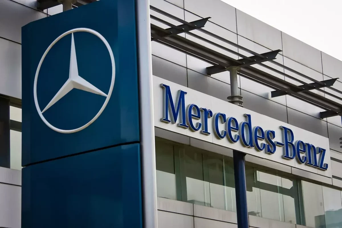 В Mercedes-Benz заявили о желании заняться оборонным производством
 