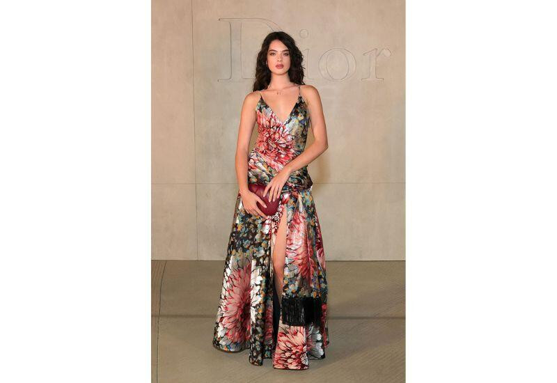 Дочь Моники Беллуччи посетила показ Dior
 