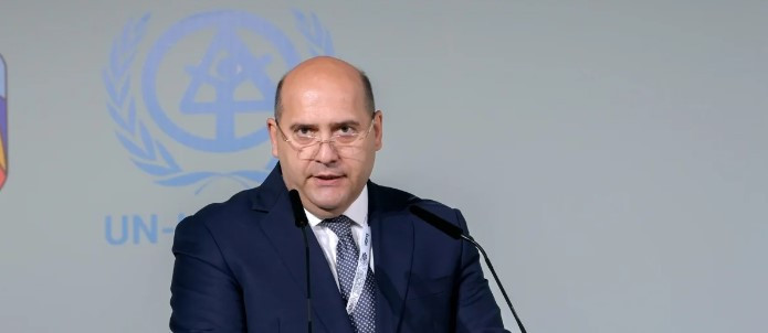 Эмин Гусейнов: В Азербайджане впервые двусторонние солнечные панели применяются на освобождённых от оккупации территориях
 