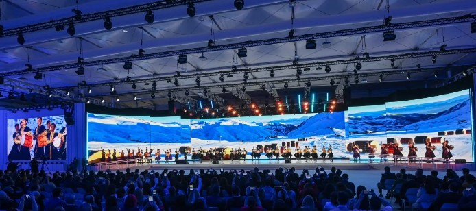 Состоялась официальная церемония закрытия WUF13
 
