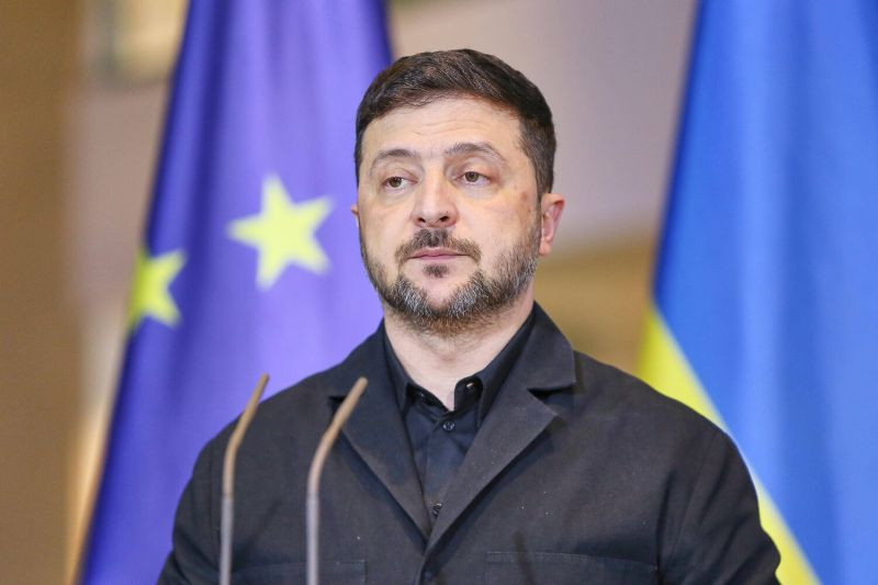 Зеленский ввел санкции против 127 россиян и торговых судов РФ
 
