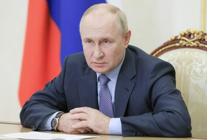 Путин: фактически вся Россия подставила плечо Донбассу и Новороссии
 
