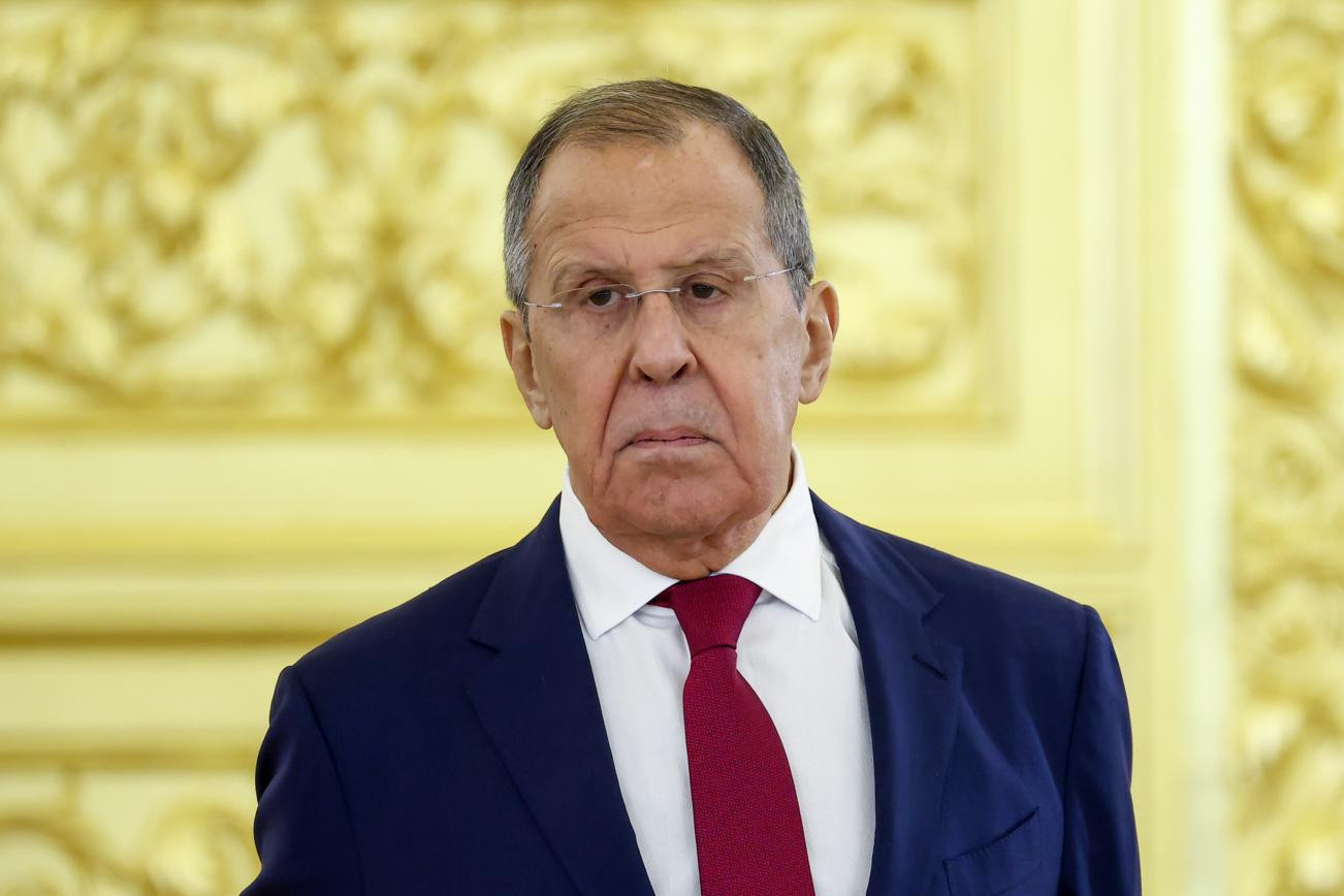Лавров: РФ будет наносить массированные удары по объектам ВСУ  
 
