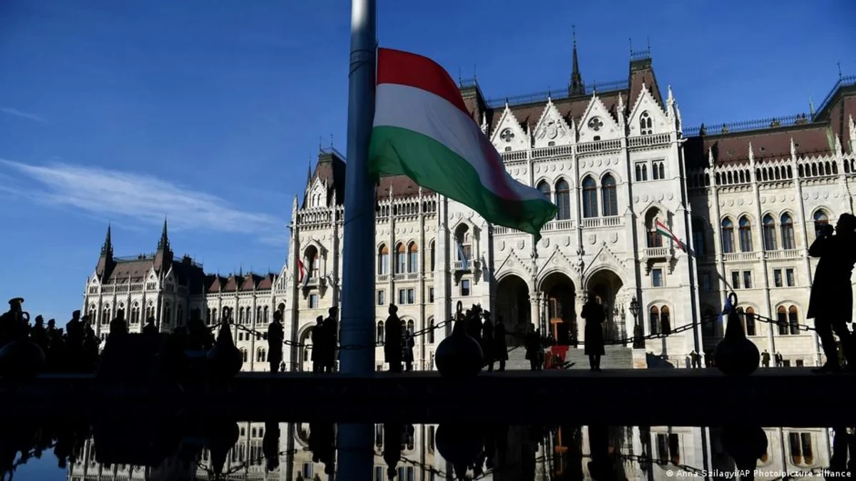 В Венгрии подписали закон об ограничении пребывания на посту премьера
 