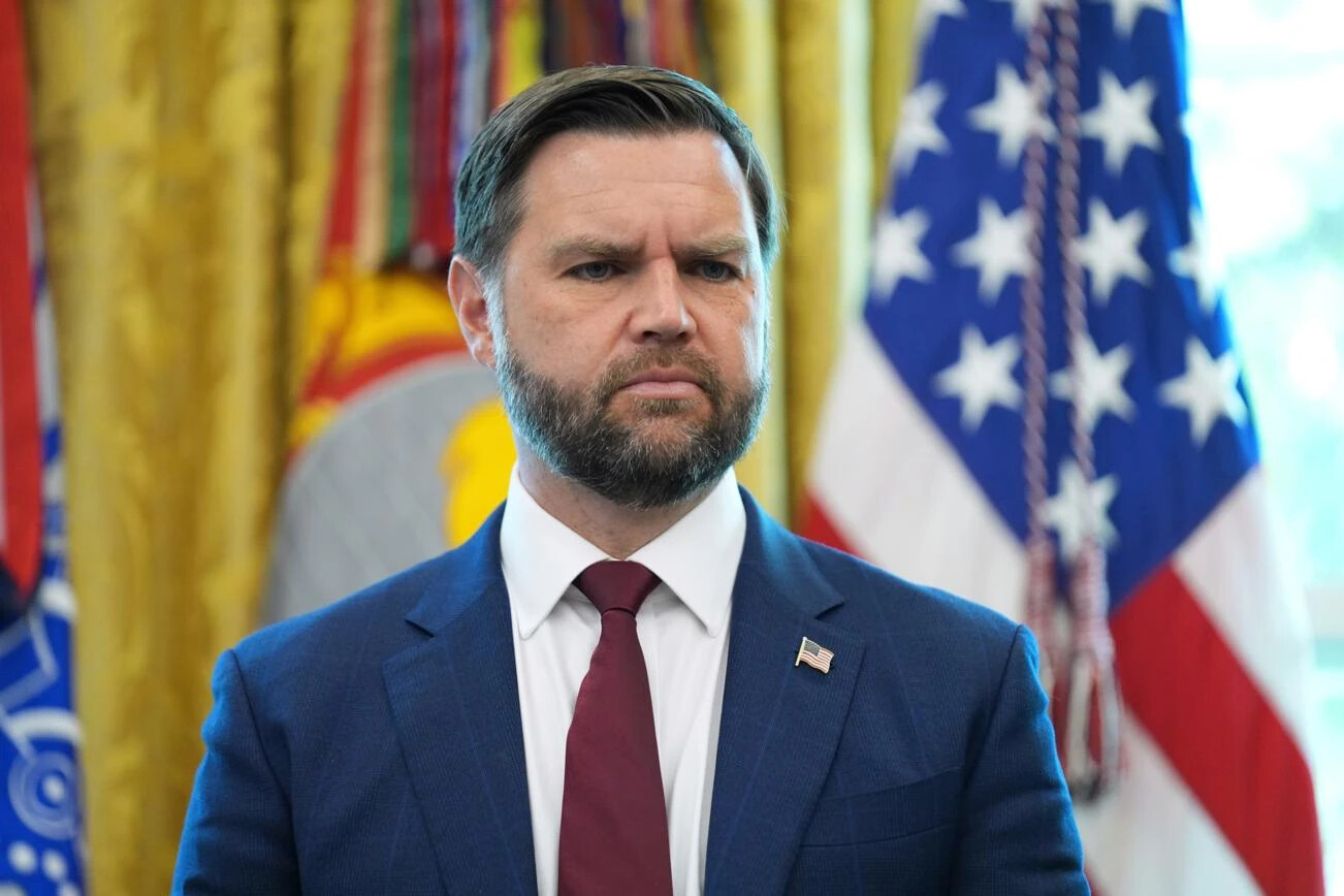 Вэнс высказался о миграции, Папе Римском и переговорах США с Ираном
 