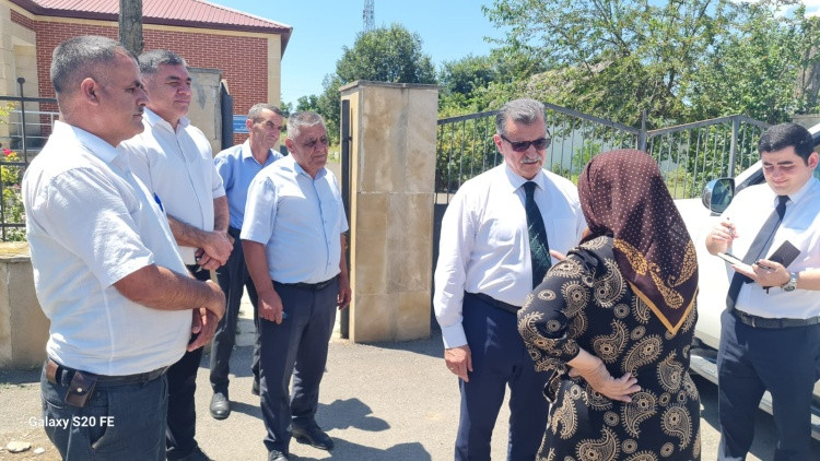 Депутат Новрузали Асланов провел очередной прием граждан в Исмаиллинском районе - ФОТО
 