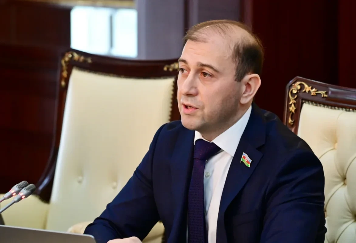 Рамид Намазов призвал к усилению защиты детей в цифровом пространстве: озвучена тревожная мировая статистика
 