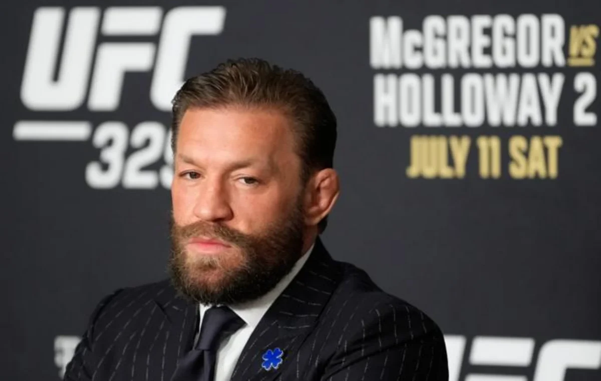Макгрегор возвращается в UFC
 