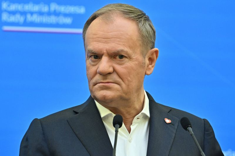 Туск напомнил украинцам, на что опирается «великое европейское сообщество»
 