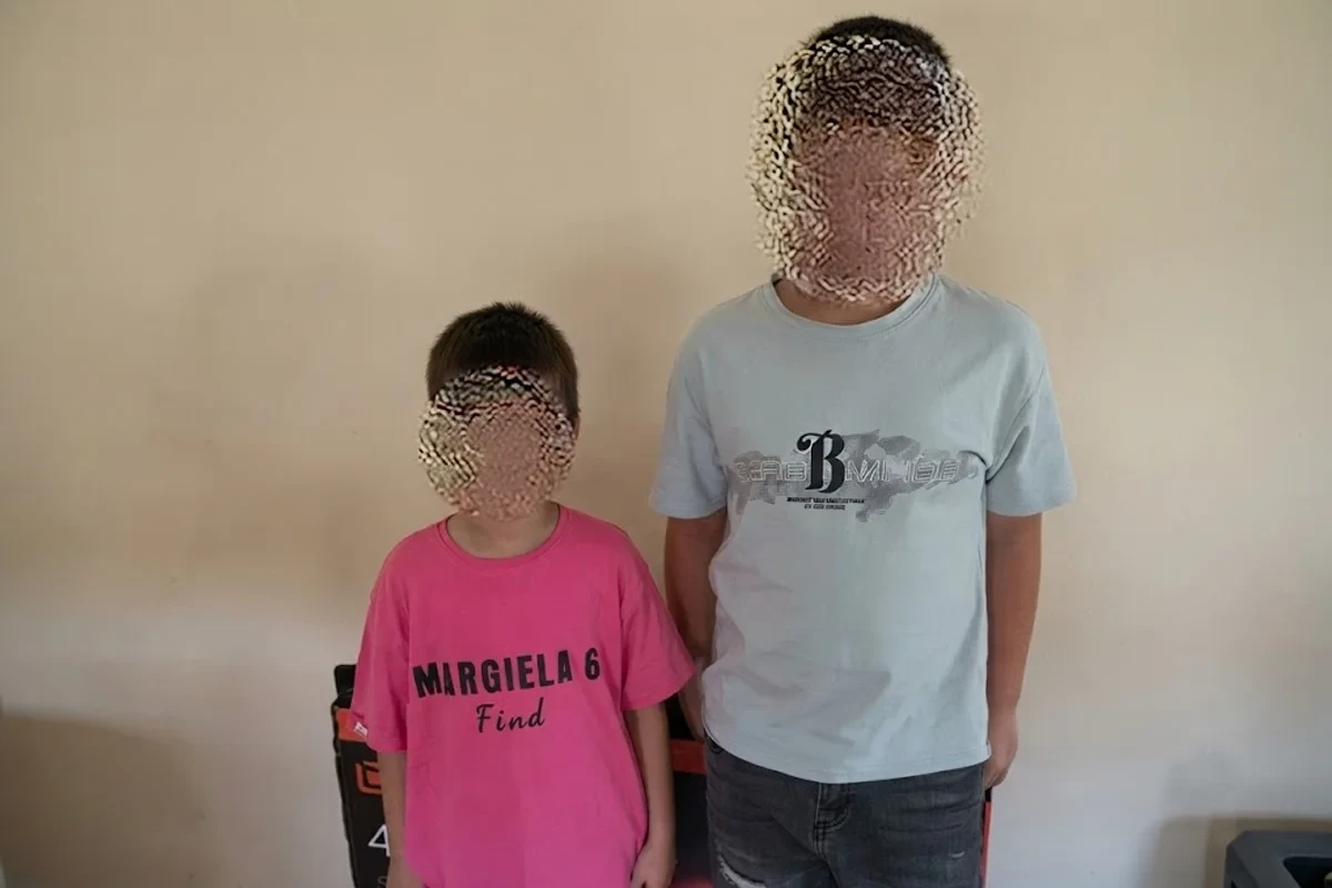 В Баку нашли пропавших брата и сестру: дети сбежали из дома из-за домашнего насилия
 