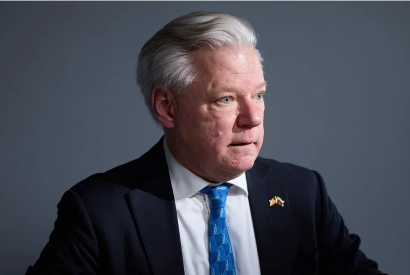Глава AmCham: Американские компании хотят возобновить работу в России
 