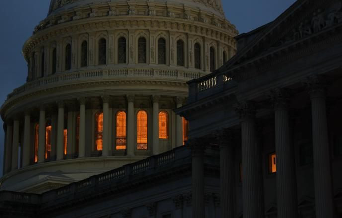 Законопроект о новых санкциях против РФ прошел второе голосование в Сенате США
 