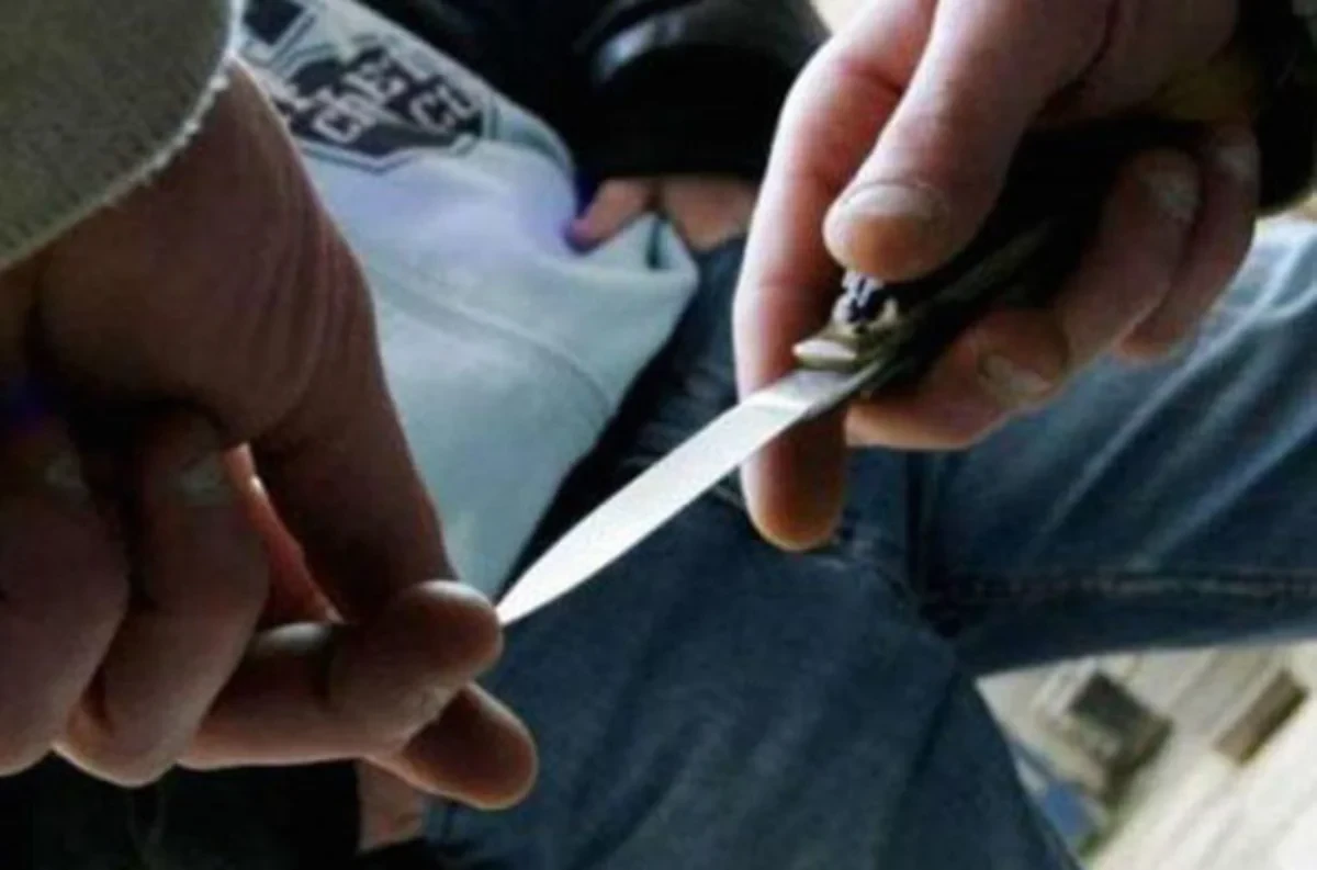 Поножовщина в магазине одежды в Агстафе: клиент получил удар ножом в сердце
 