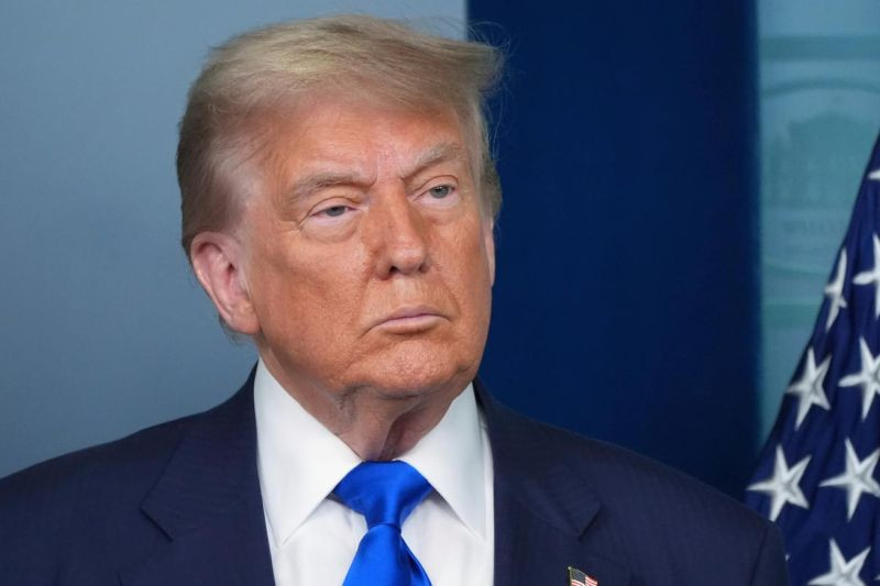 Трамп пока не готов выступить за выдвижение Вэнса кандидатом в президенты США
 