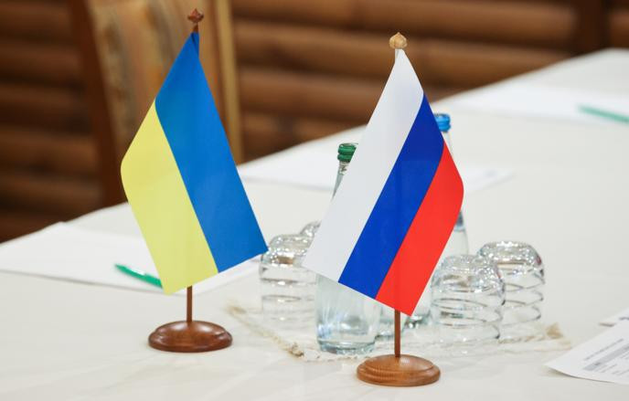 Bloomberg: Украина и Запад могут встать перед необходимостью принять условия РФ
 