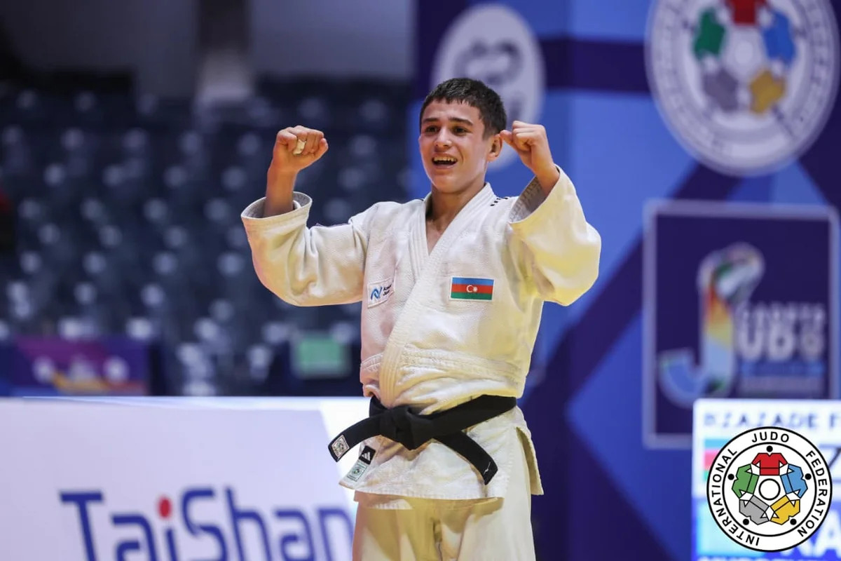 Азербайджанский дзюдоист Фарид Рзазаде стал чемпионом мира среди юниоров
 