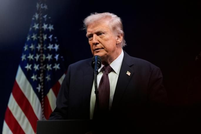Трамп назвал гибель иранских лидеров одной из причин сложностей с заключением сделки
 