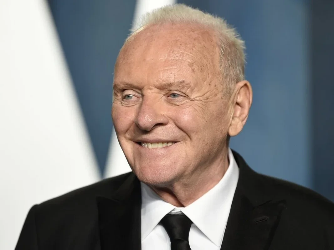 Энтони Хопкинс выпустил дебютный альбом в 88 лет
 