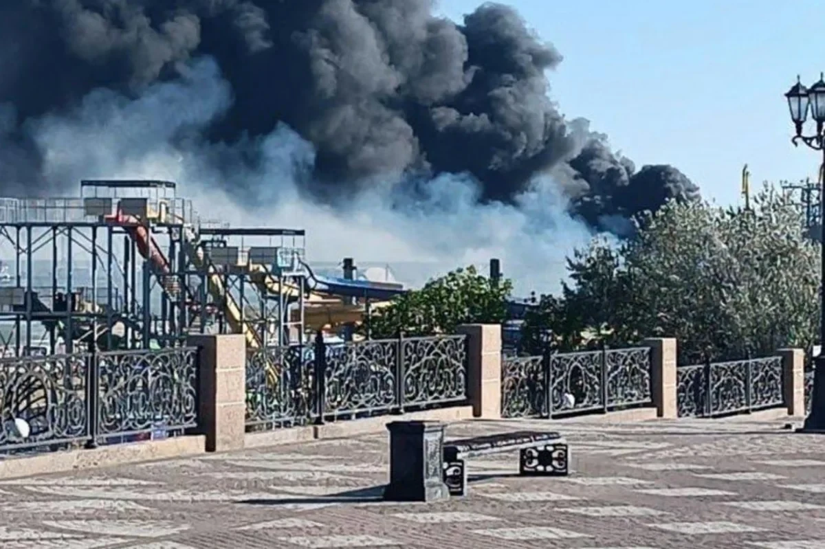 Пожар вспыхнул в порту Краснодарского края в результате атаки БПЛА
 