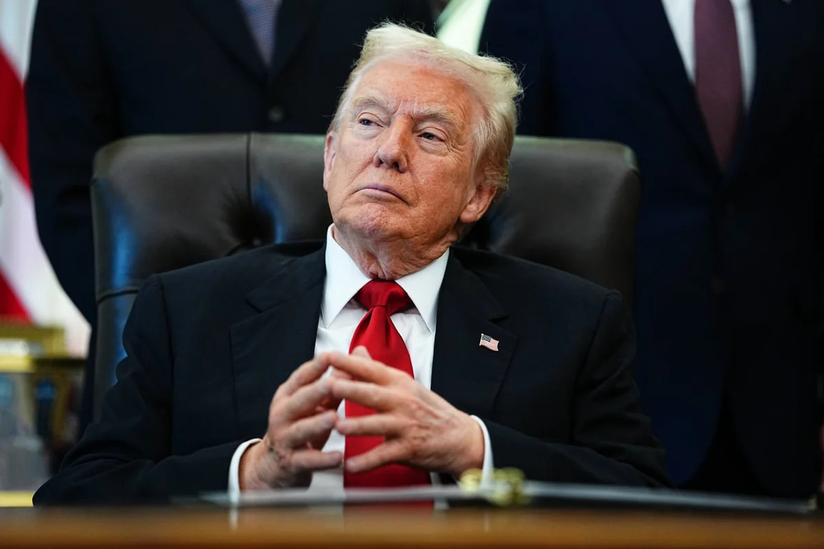 Трамп заявил о полном очищении Ормузского пролива от мин
 