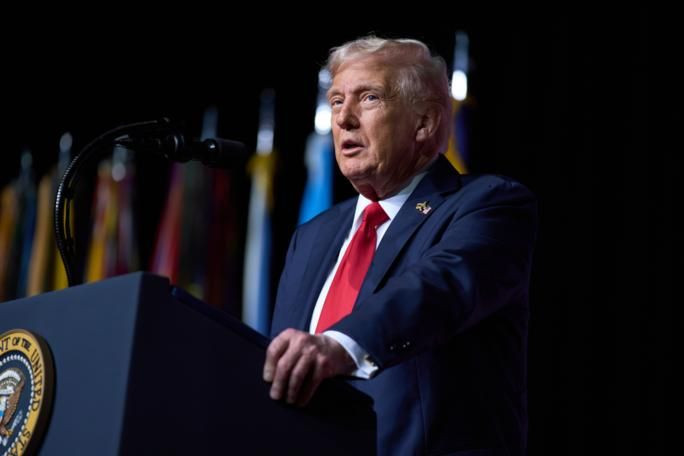 AP: Трамп выступит с программной речью на съезде Республиканской партии в Техасе
 