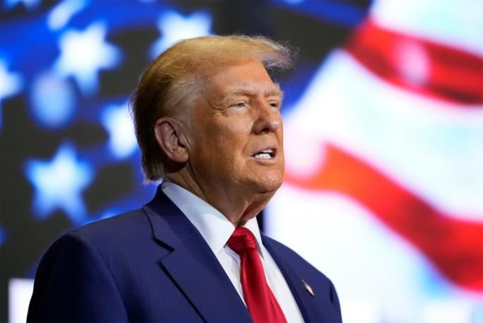 Трамп ввел чрезвычайное положение из-за угроз энергосистеме США
 
